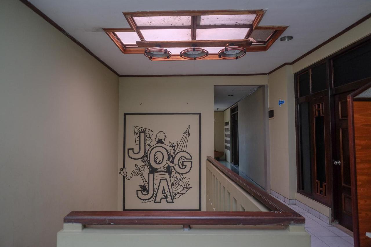 Urbanview Hotel Syariah Wisnugraha By Reddoorz Yogyakarta Kültér fotó