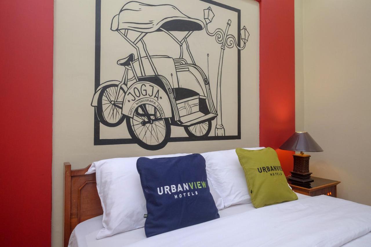 Urbanview Hotel Syariah Wisnugraha By Reddoorz Yogyakarta Kültér fotó