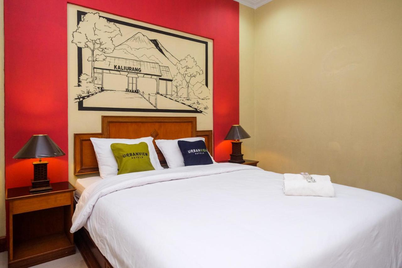 Urbanview Hotel Syariah Wisnugraha By Reddoorz Yogyakarta Kültér fotó
